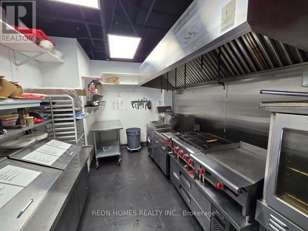 Oshawa (Samac) — Oshawa (Samac) - Photo 3 of 17