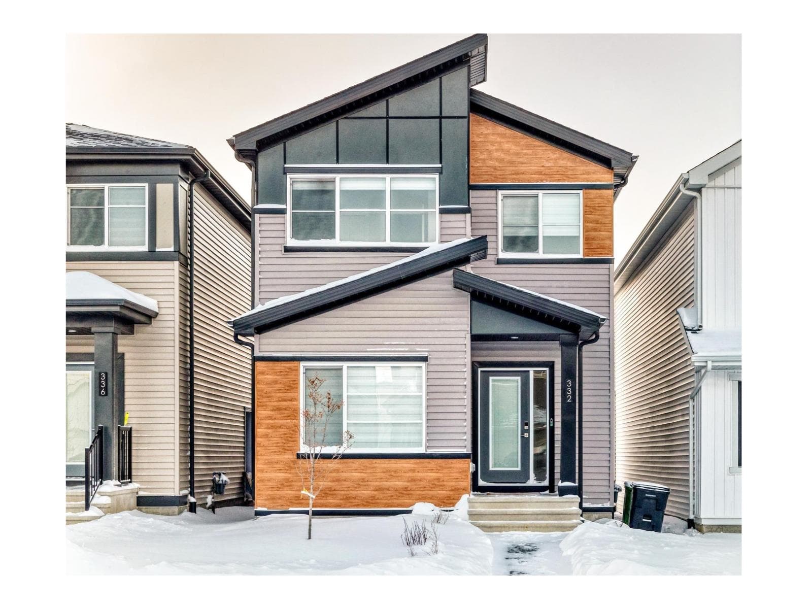 332 29 ST SW — Edmonton - Main photo