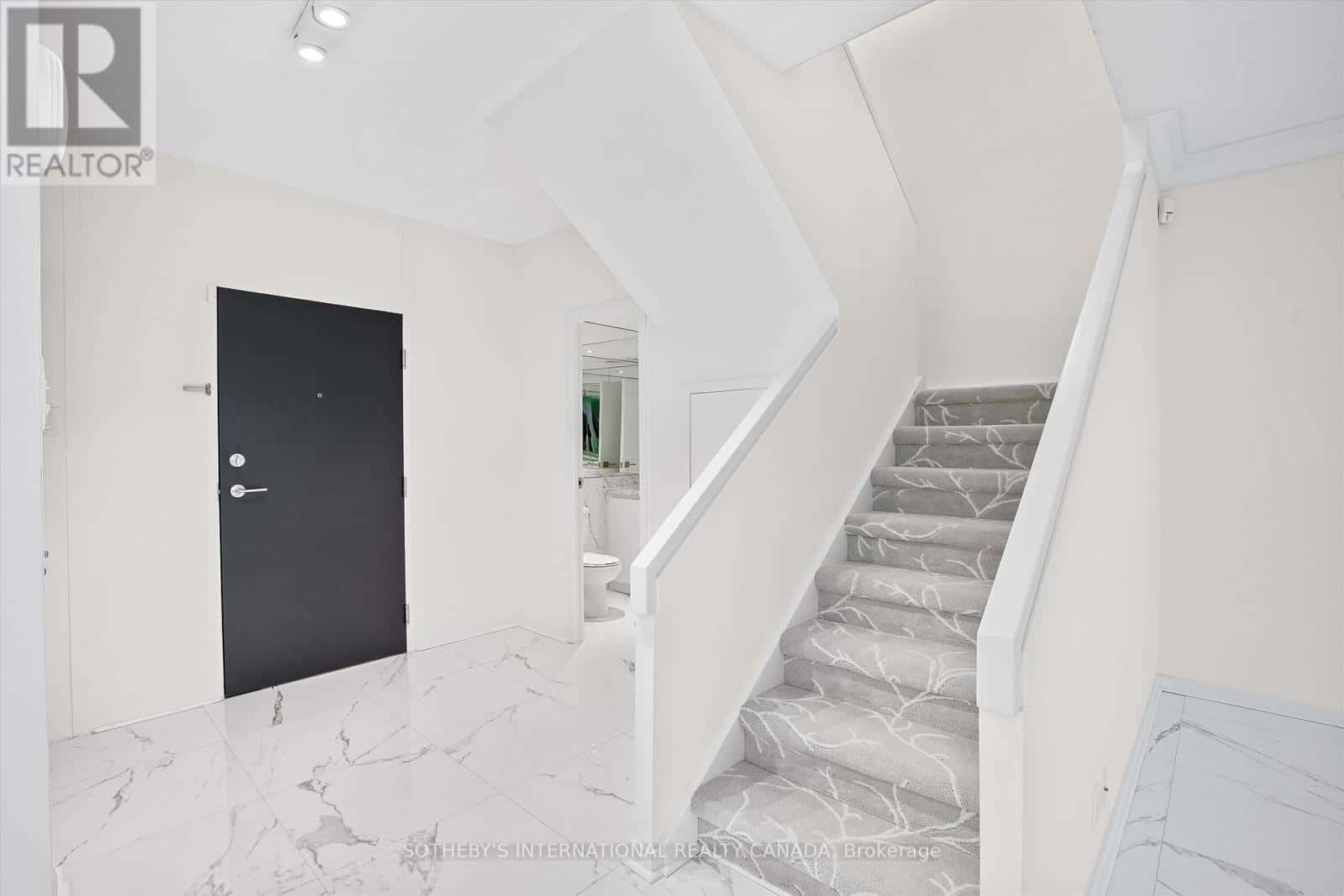 408 - 55A AVENUE ROAD — Toronto (Annex) - Photo 4 of 26