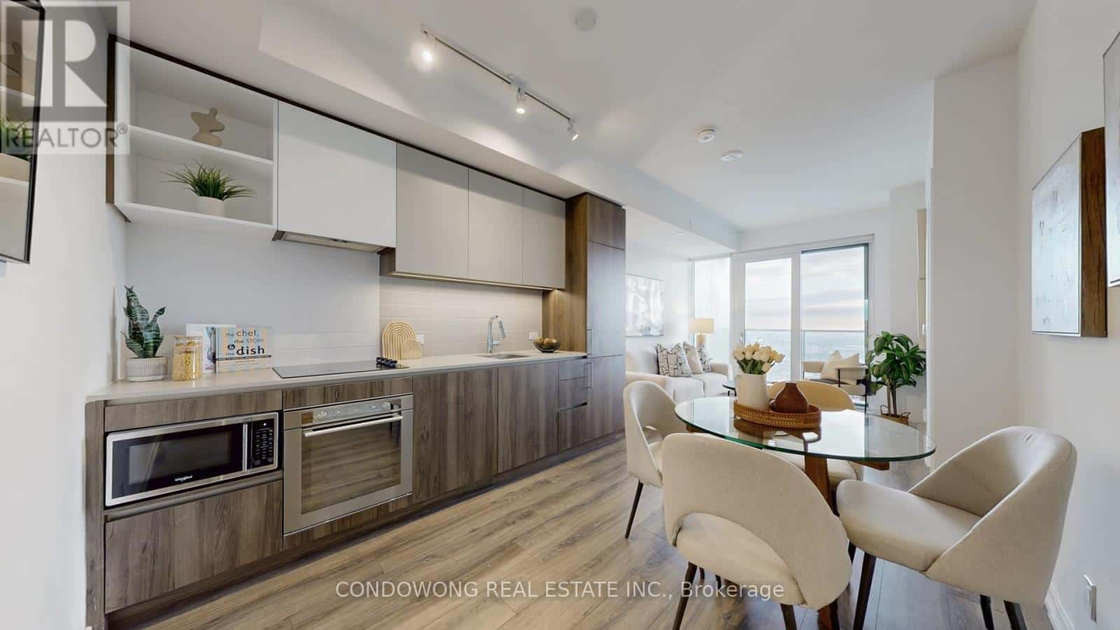 Vaughan (Vaughan Corporate Centre) — Vaughan (Vaughan Corporate Centre) - Photo 3 of 15