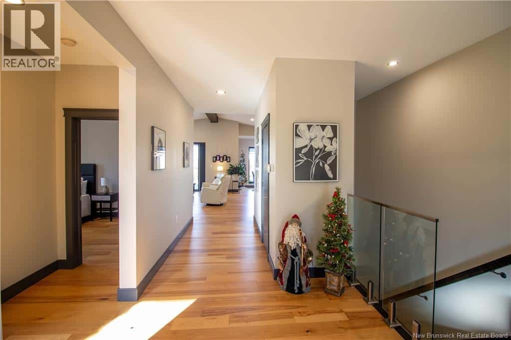 11 Robert Ross Boulevard — Hampton - Photo 3 of 50