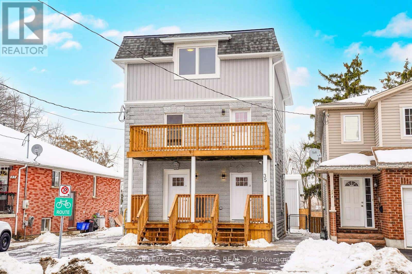 1 - 35 ST GEORGE STREET — Brantford - Photo 3 of 49