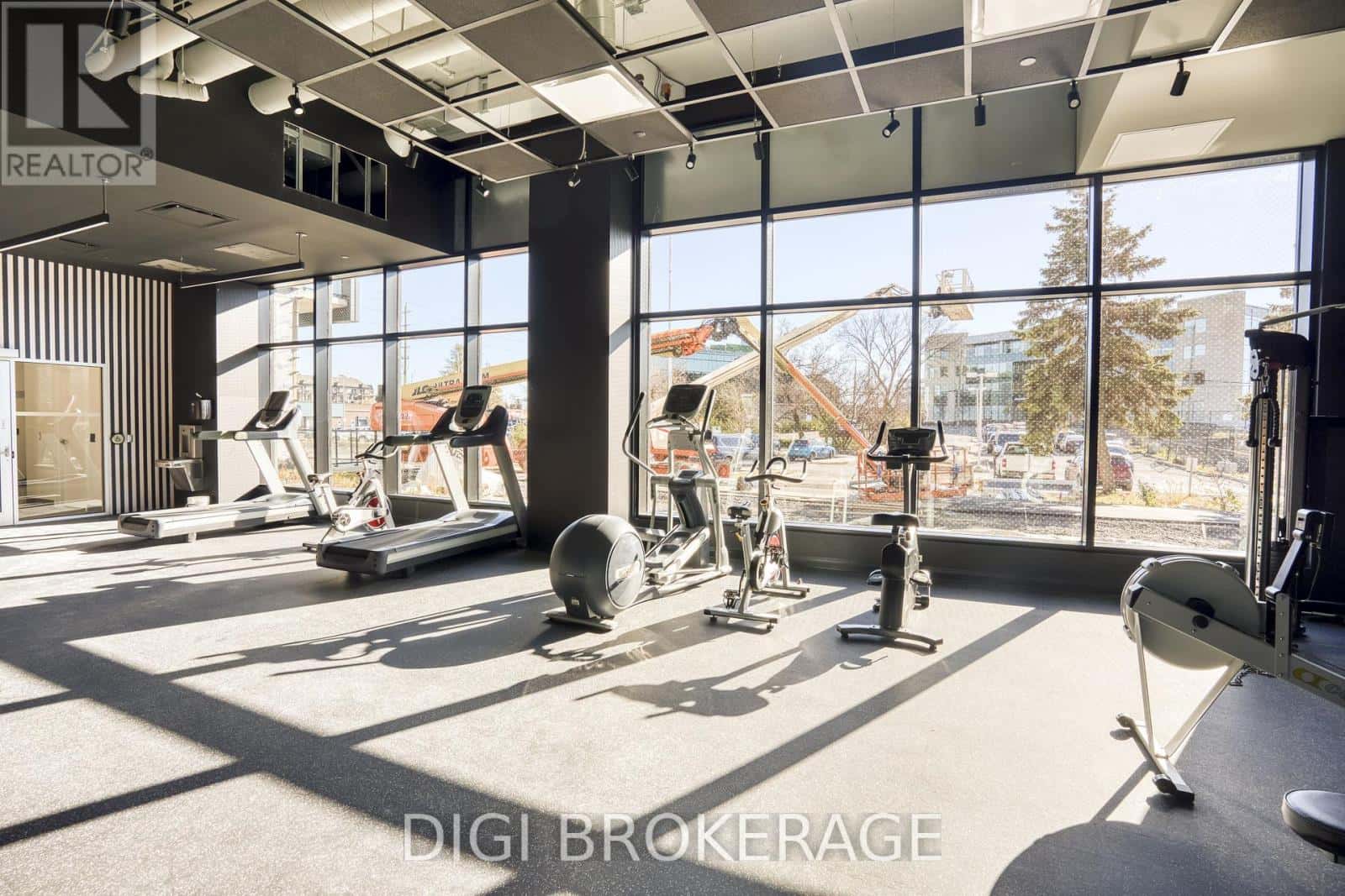 Ottawa — Ottawa - Photo 3 of 50