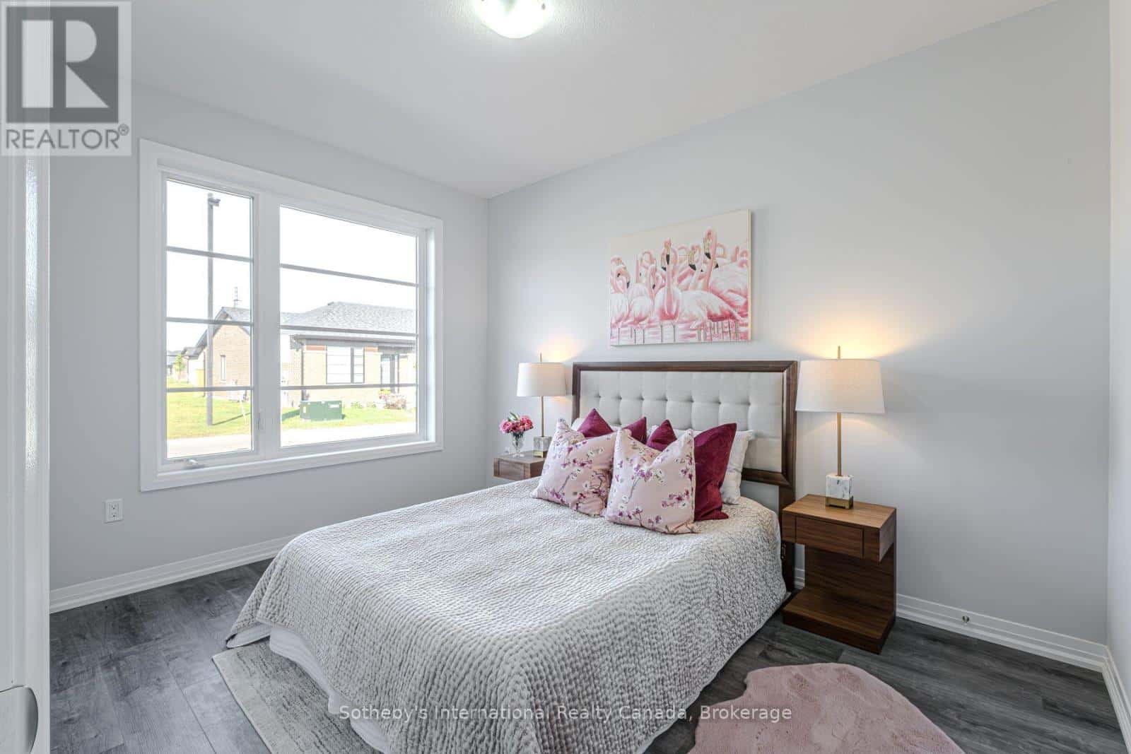 Brantford — Brantford - Photo 4 of 29