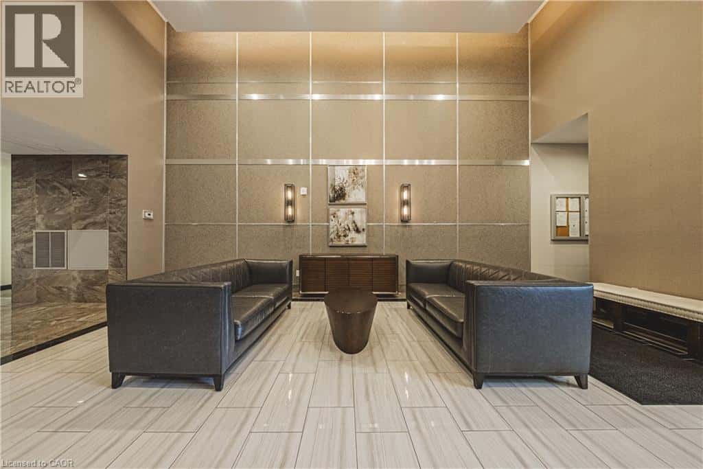 2486 OLD BRONTE Road Unit# 706 — Oakville, Ontario - Photo 4 of 38