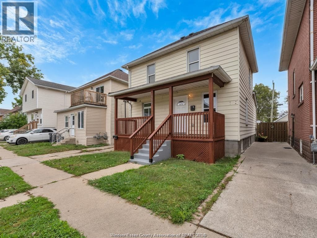 Windsor — Windsor - Main photo