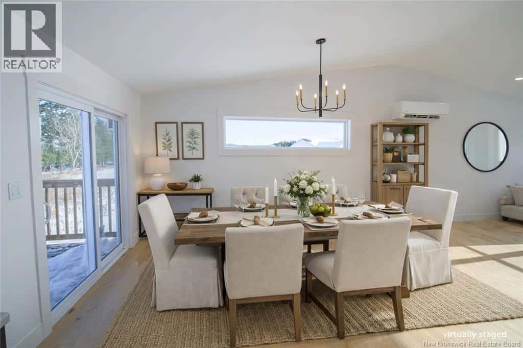 Upper Kingsclear — Upper Kingsclear - Photo 3 of 45