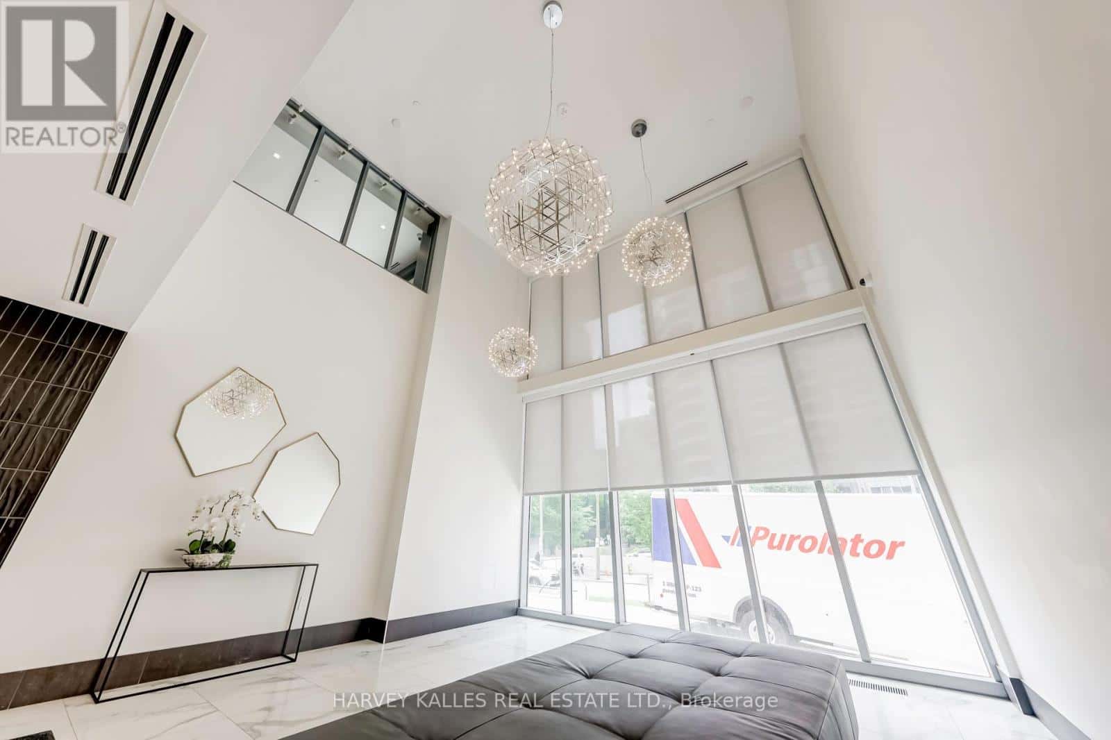 Toronto (Mount Pleasant West) — Toronto (Mount Pleasant West) - Photo 2 of 26