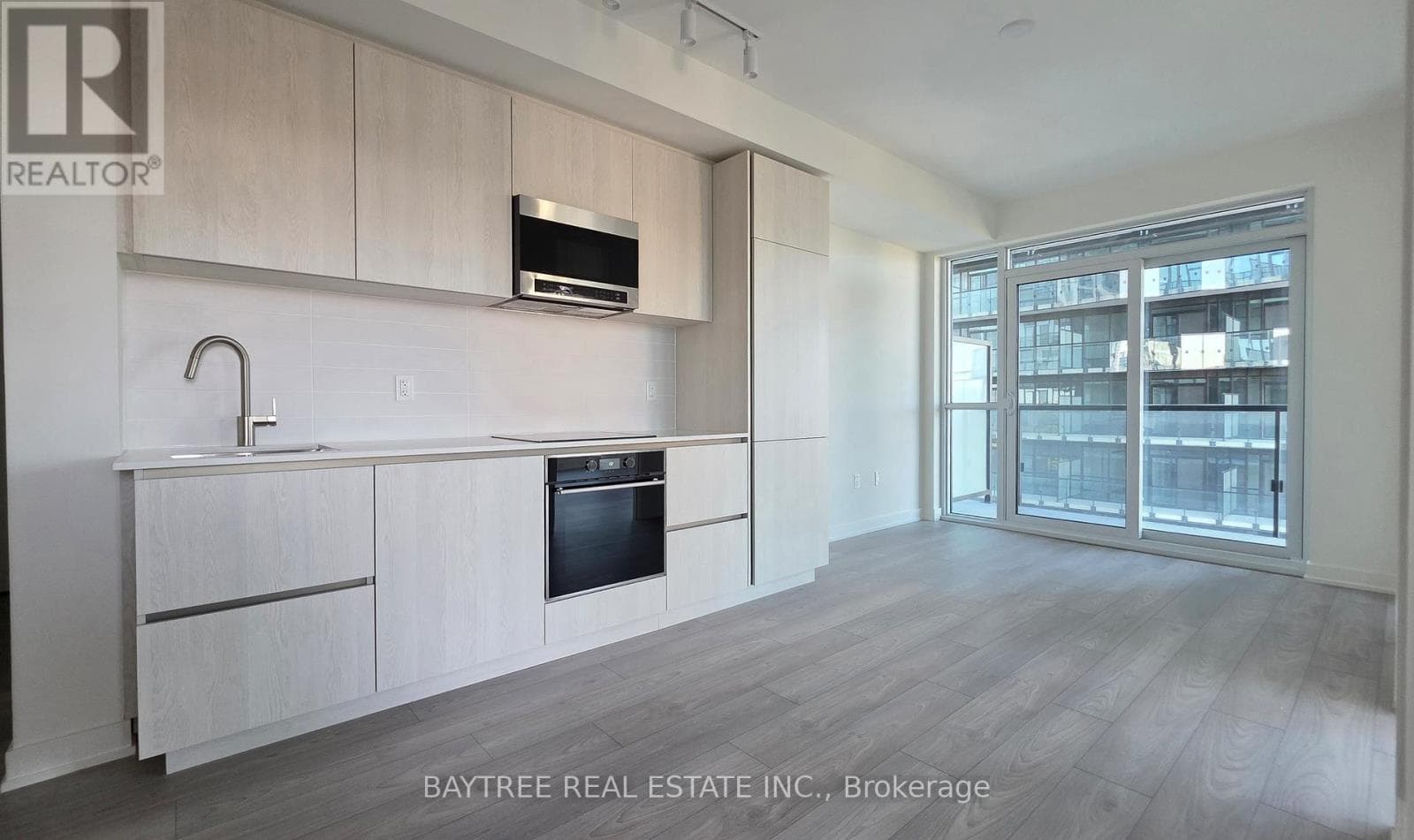 Toronto (Mount Pleasant West) — Toronto (Mount Pleasant West) - Main photo