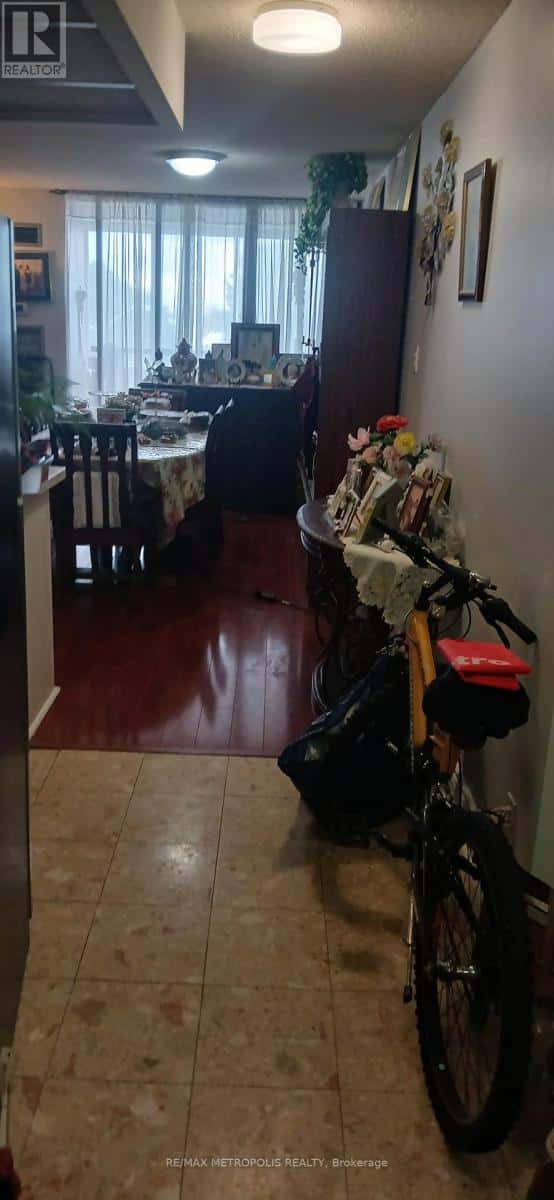 Toronto (Malvern) — Toronto (Malvern) - Photo 3 of 9