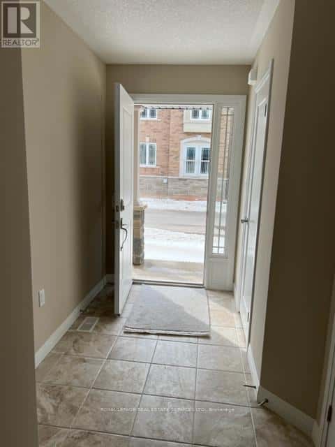 Hamilton (Hannon) — Hamilton (Hannon) - Photo 3 of 19