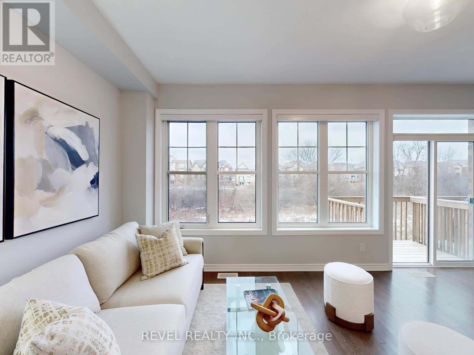 4 PARADISE WAY — Whitby (Rolling Acres) - Photo 3 of 37