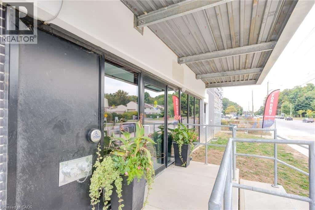 Kitchener — Kitchener - Photo 4 of 26