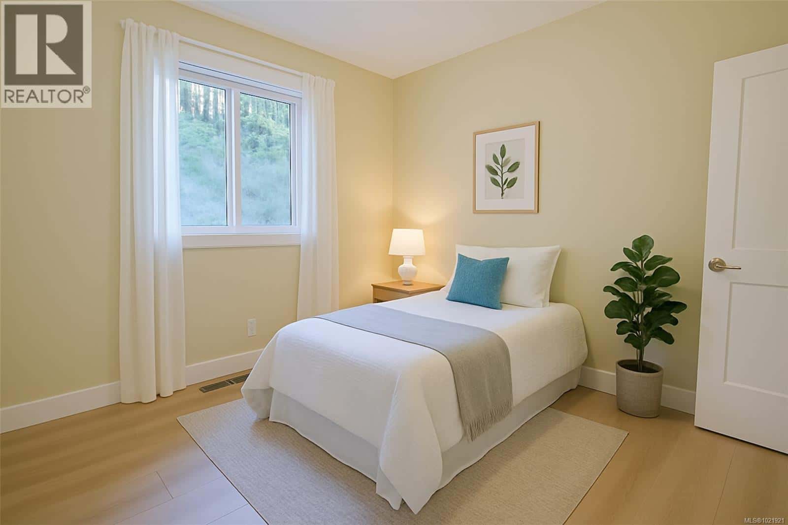 Ladysmith — Ladysmith - Photo 4 of 25