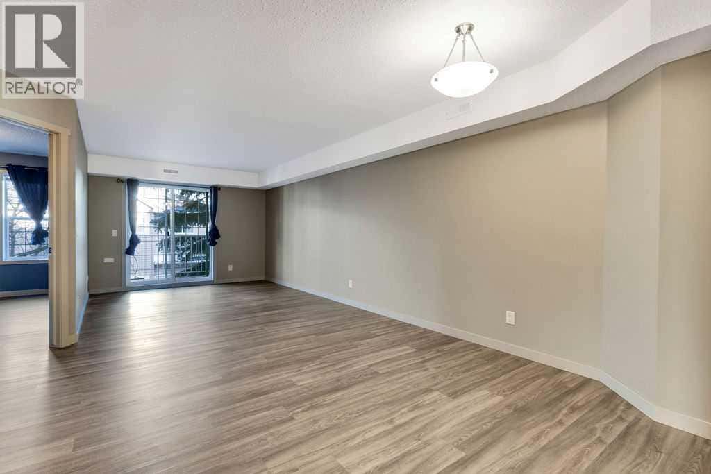 Strathmore — Strathmore - Photo 5 of 23