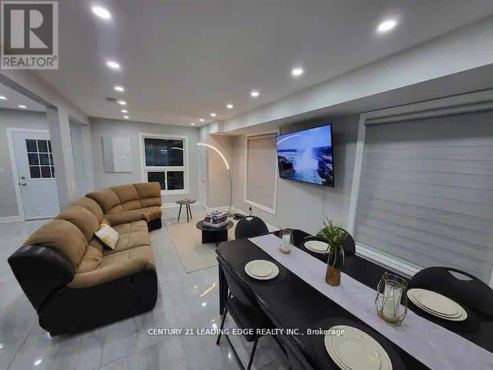 Niagara Falls (Downtown) — Niagara Falls (Downtown) - Photo 4 of 25