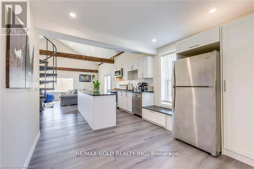 Lincoln (Lincoln-Jordan/Vineland) — Lincoln (Lincoln-Jordan/Vineland) - Photo 5 of 50