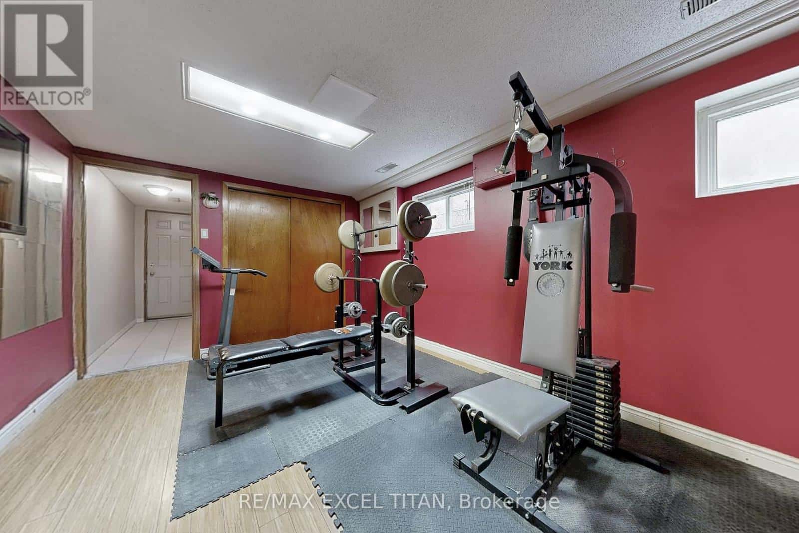 Toronto (Pleasant View) — Toronto (Pleasant View) - Photo 3 of 33