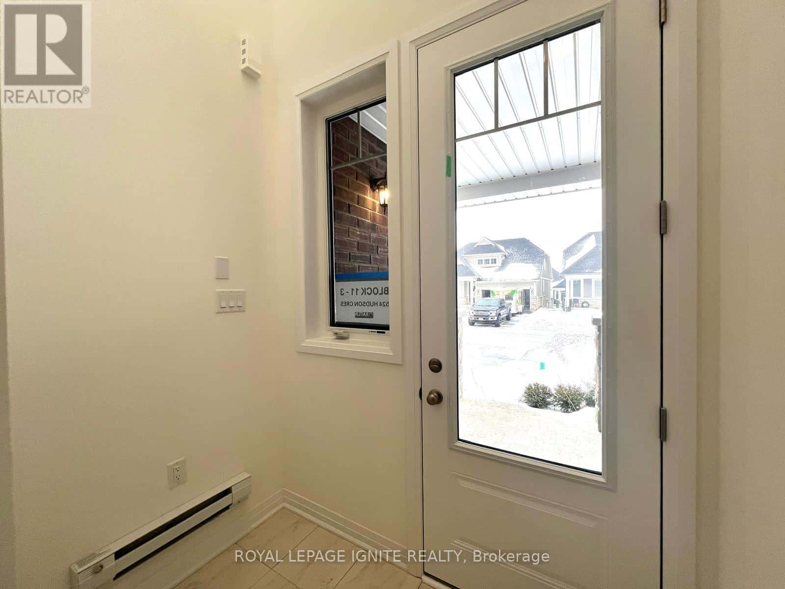 524 HUDSON CRESCENT — Midland - Photo 5 of 36