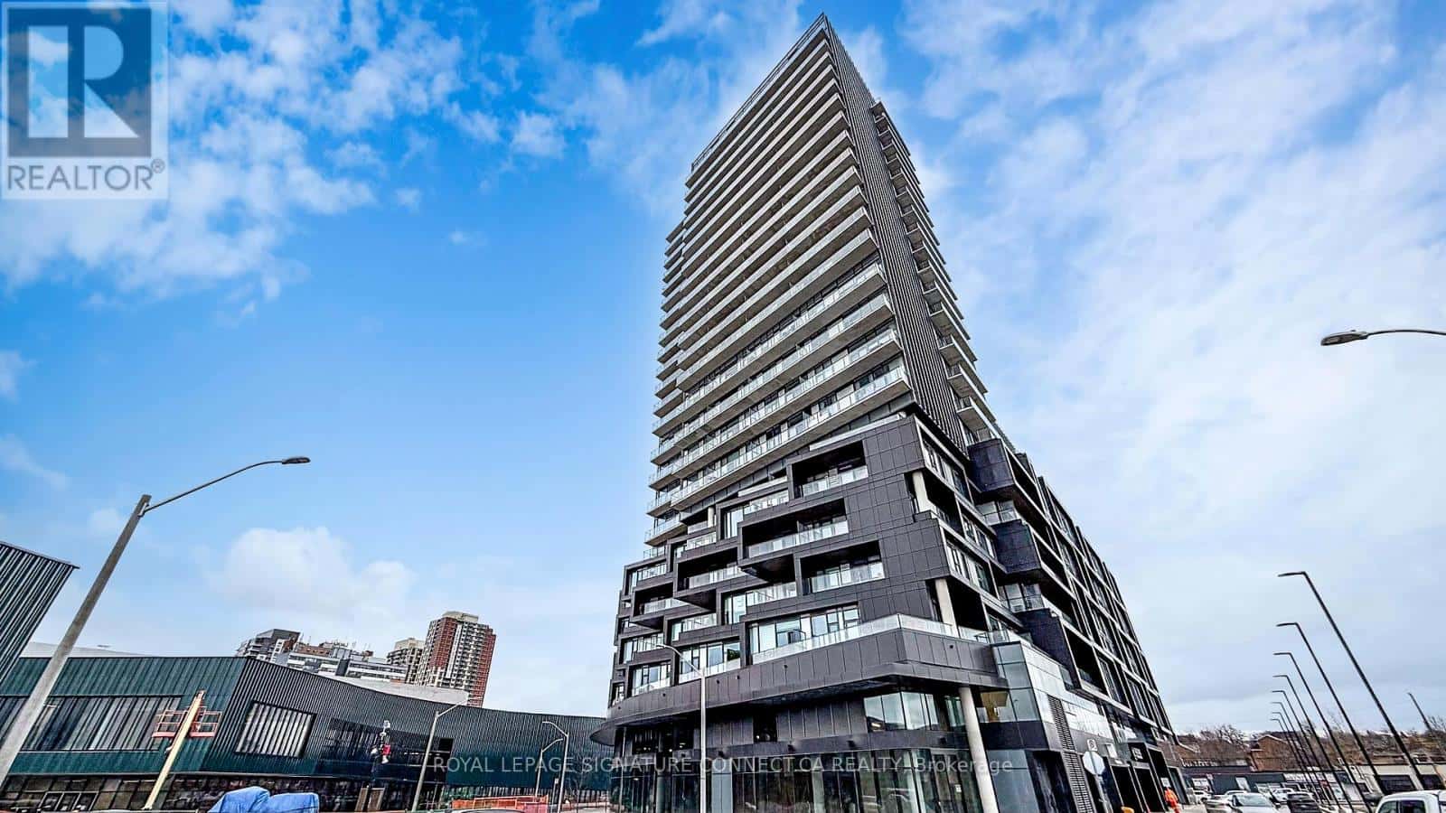 309 - 1285 DUPONT STREET — Toronto (Dovercourt-Wallace Emerson-Junction), Ontario - Photo 3 of 50