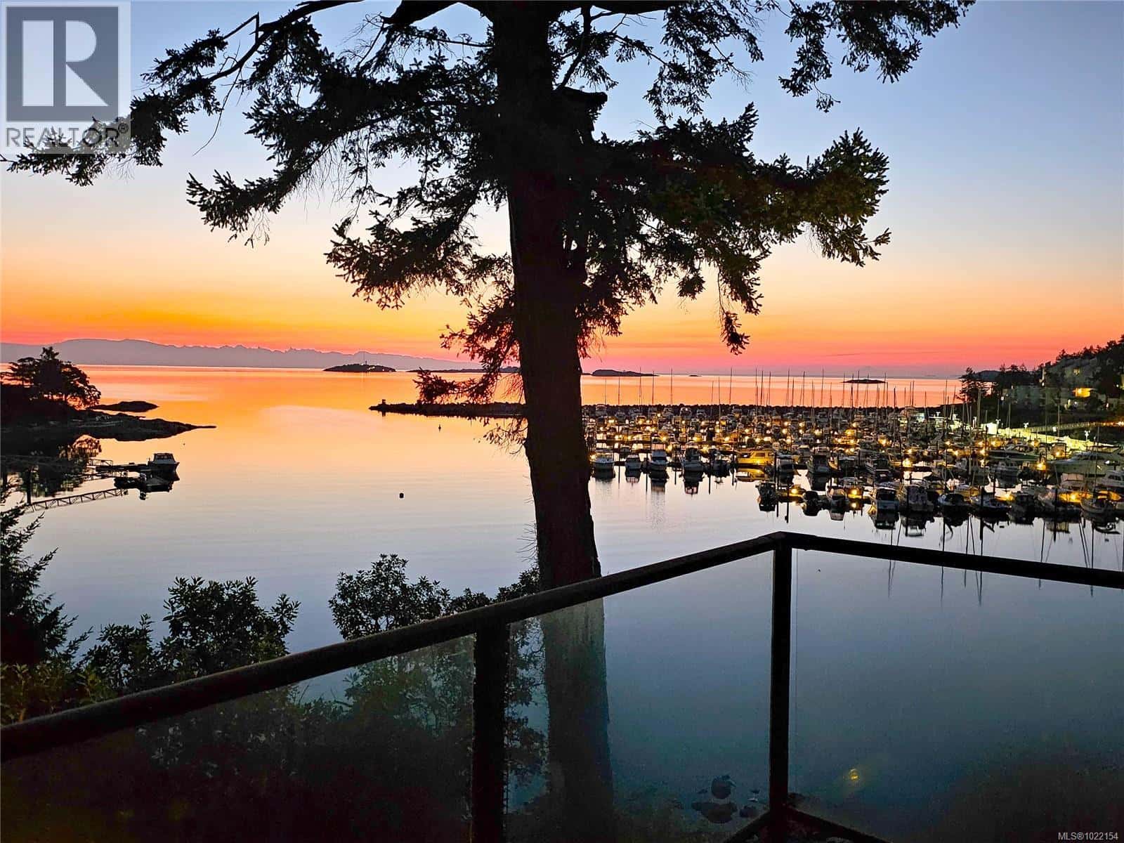 Nanoose Bay — Nanoose Bay - Photo 5 of 54