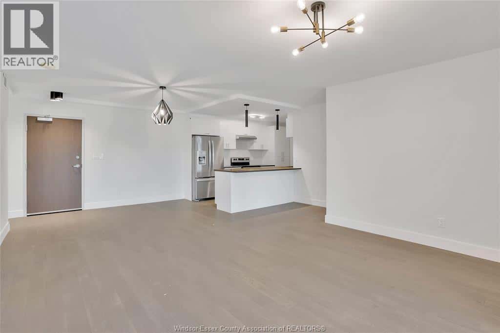 2550 SANDWICH WEST PARKWAY Unit# 302 — LaSalle - Photo 5 of 16