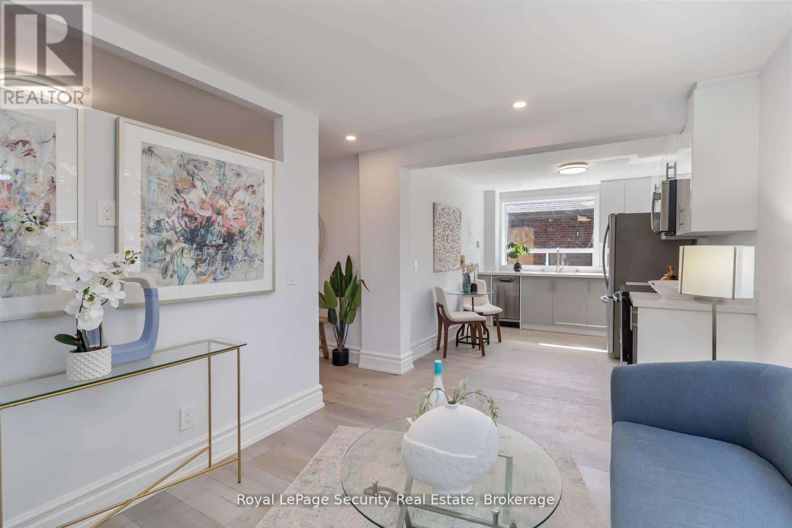 Mississauga (Port Credit) — Mississauga (Port Credit) - Photo 5 of 27