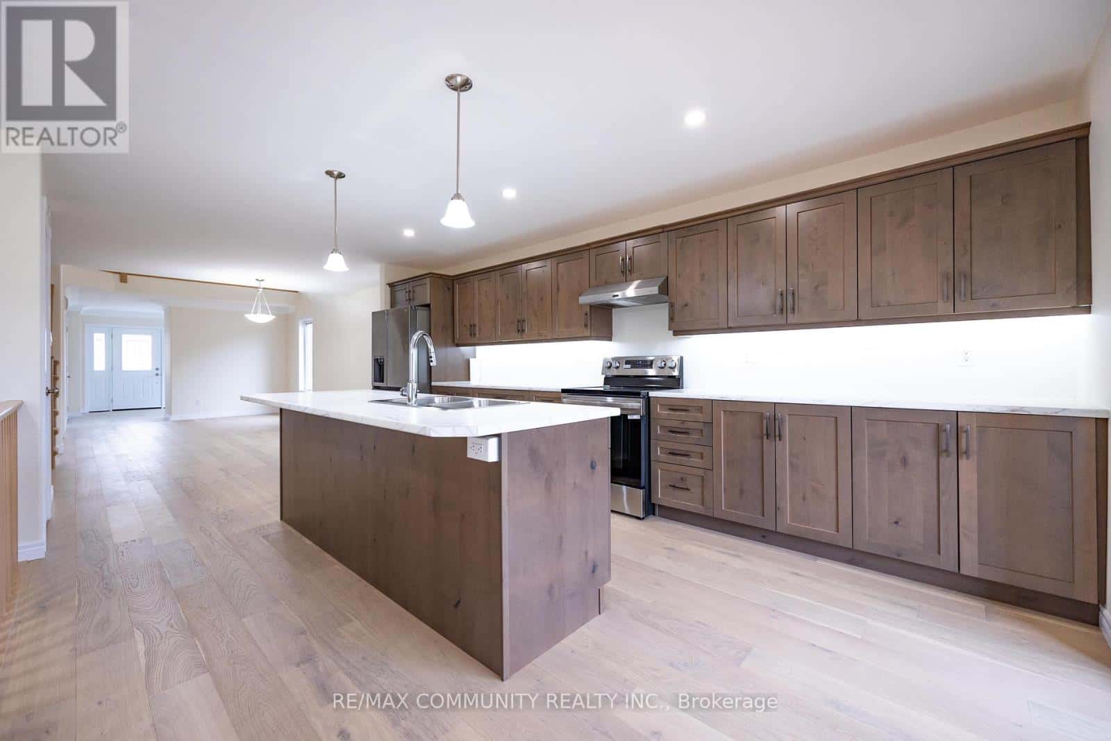 6 BRADLEY LANE — Asphodel-Norwood - Photo 4 of 40