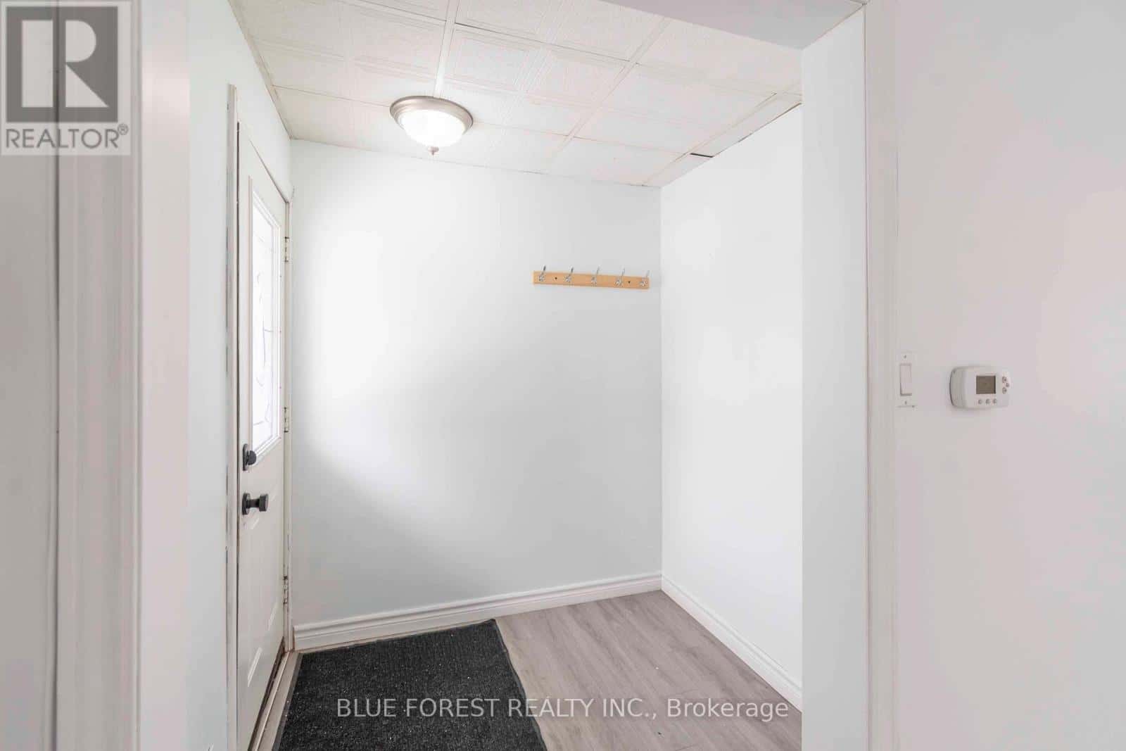 London North (North G) — London North (North G) - Photo 4 of 40