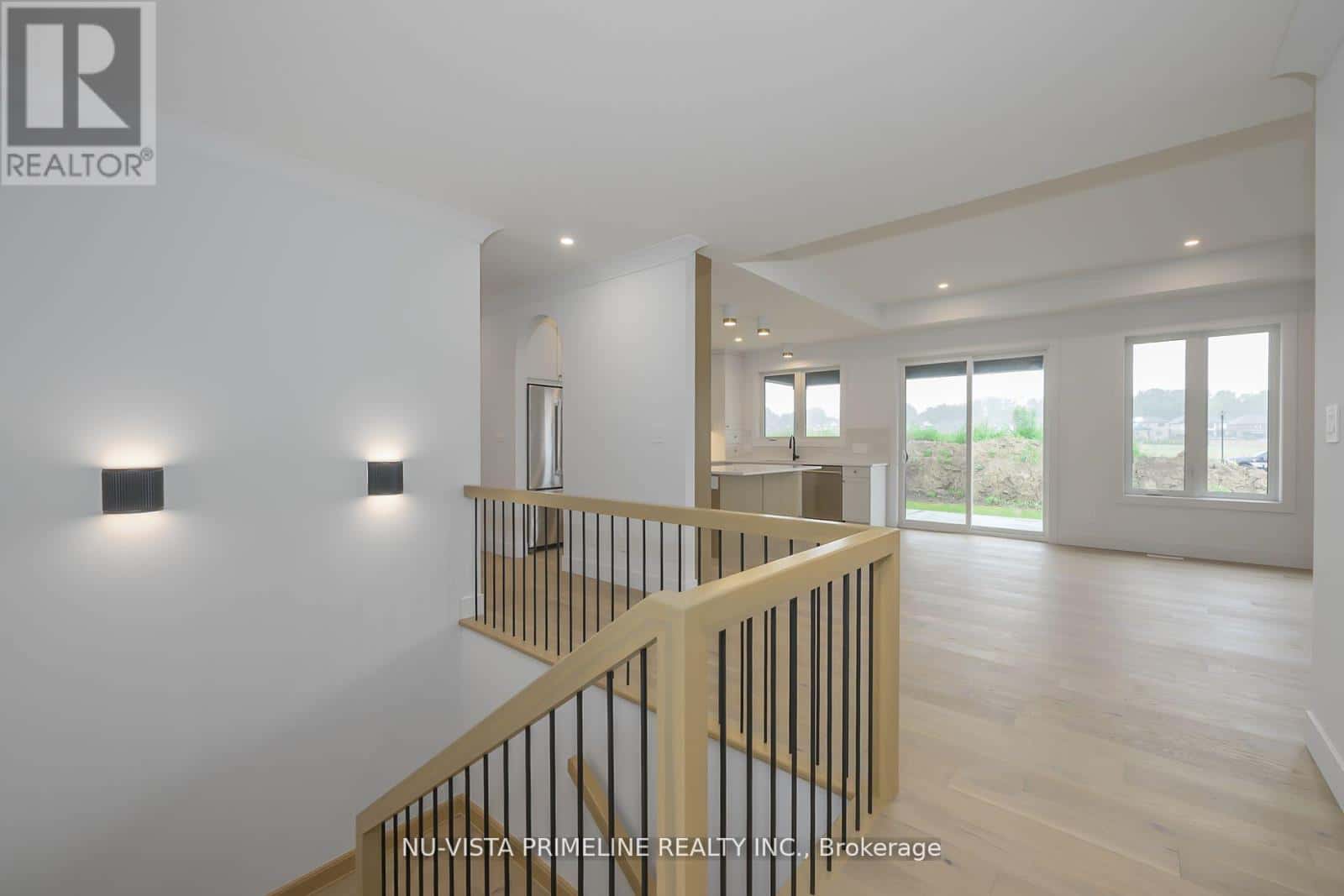 Middlesex Centre (Ilderton) — Middlesex Centre (Ilderton) - Photo 4 of 43