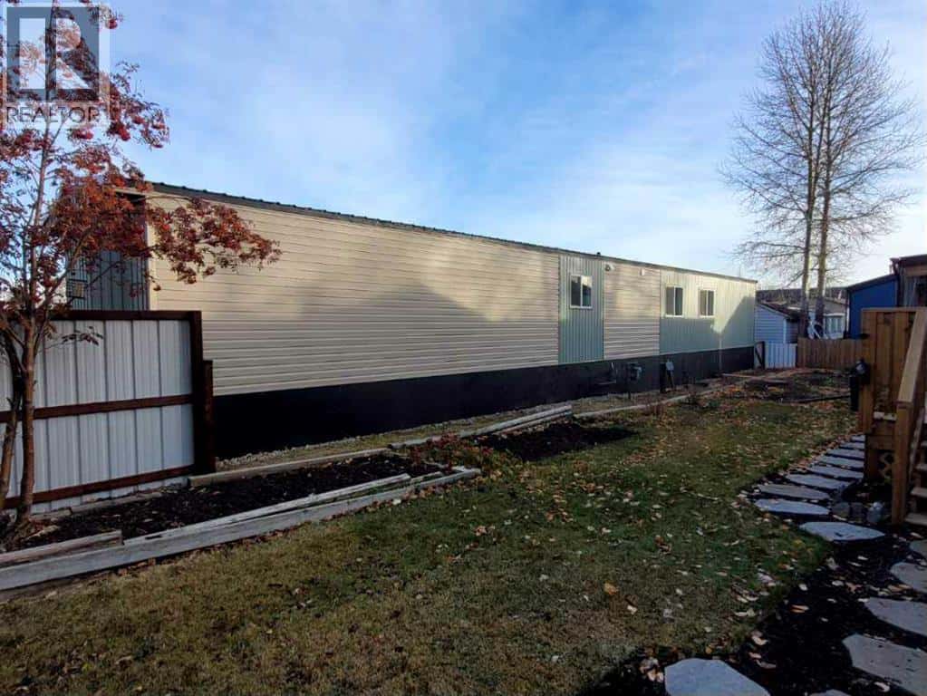 Sylvan Lake — Sylvan Lake - Photo 2 of 19