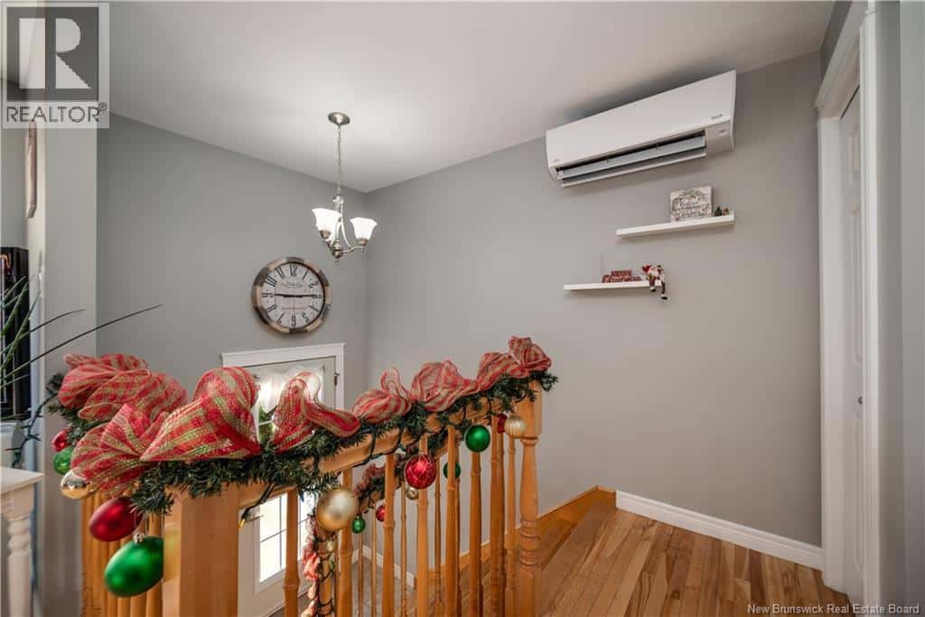 Moncton — Moncton - Photo 3 of 49