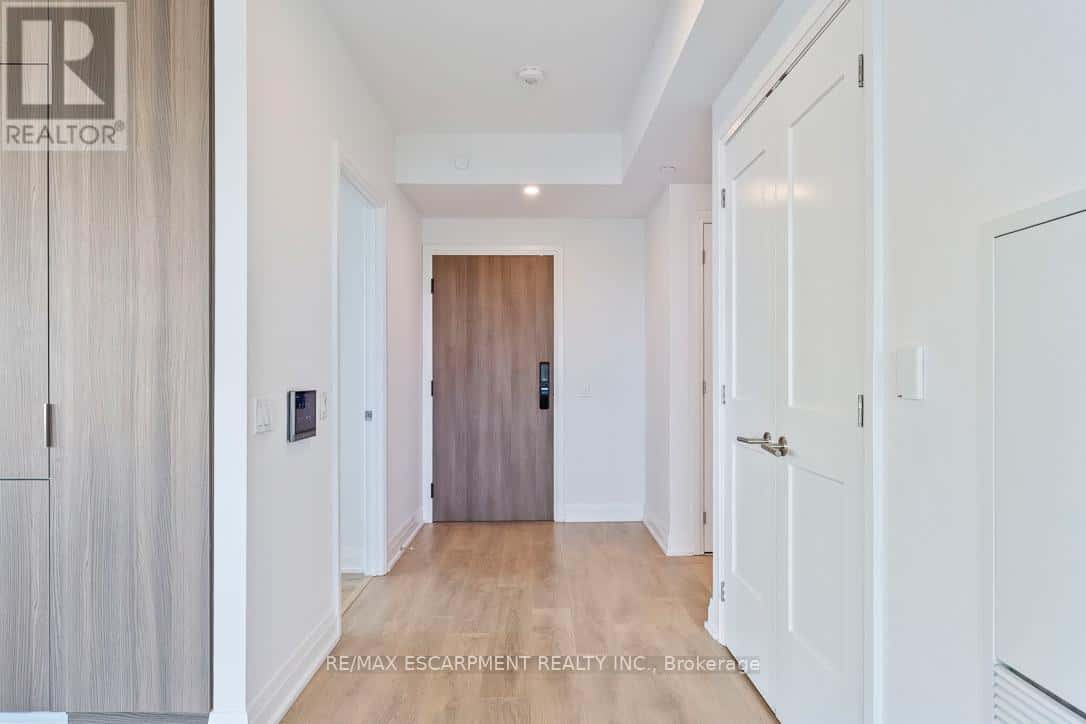 1012 - 21 PARK STREET E — Mississauga (Port Credit) - Photo 4 of 42