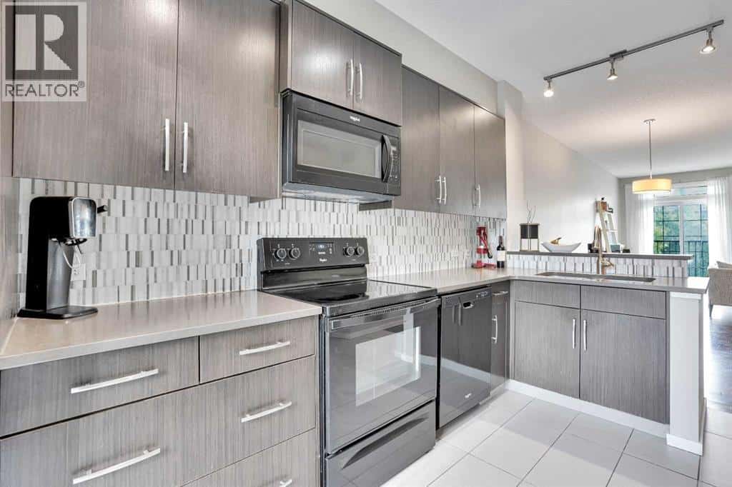 Calgary — Calgary - Photo 3 of 26