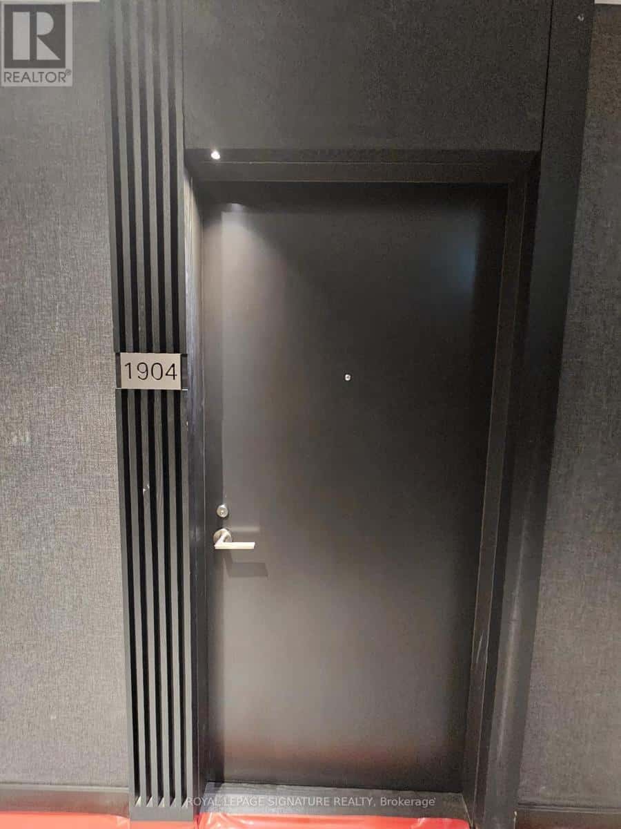 Toronto (Mount Pleasant West) — Toronto (Mount Pleasant West) - Photo 4 of 24