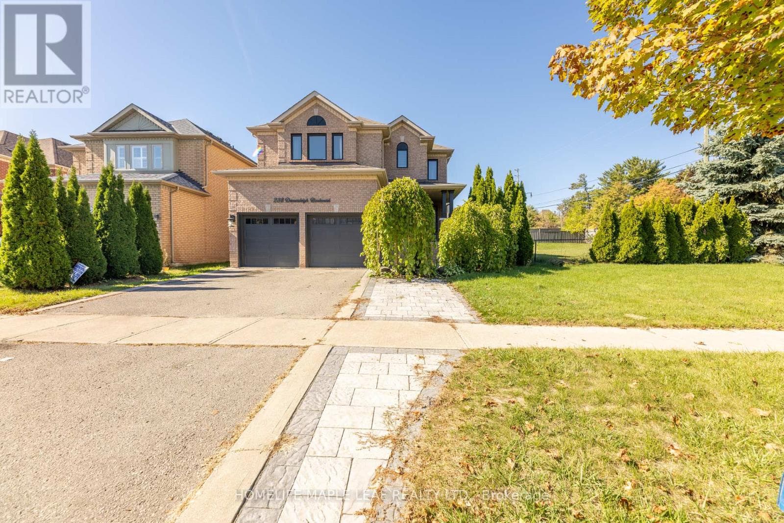 238 DEVONSLEIGH BOULEVARD — Richmond Hill (Devonsleigh), Ontario - Main photo