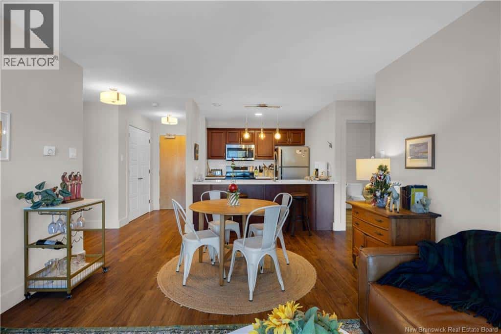 Saint John — Saint John - Photo 5 of 21