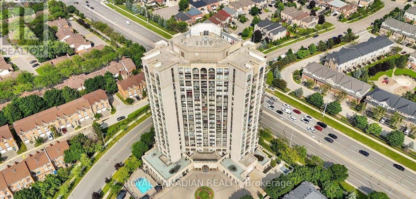 Mississauga (Hurontario) — Mississauga (Hurontario) - Photo 2 of 27