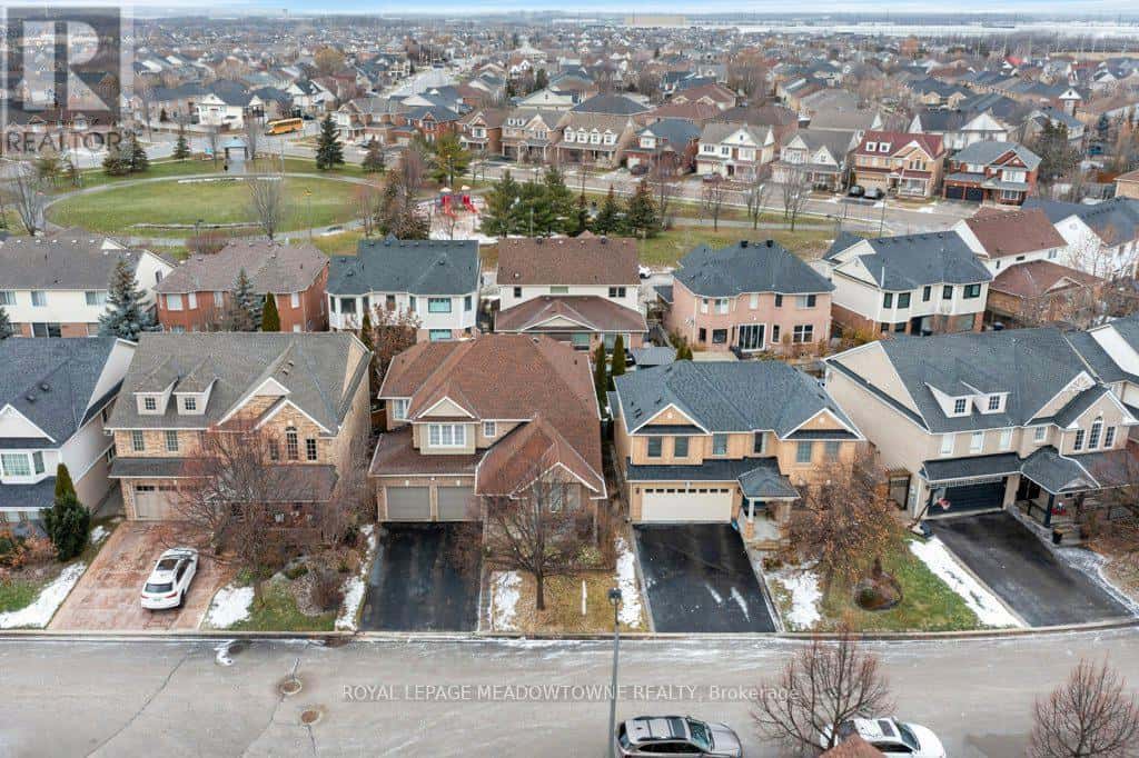 Milton (BE Beaty) — Milton (BE Beaty) - Photo 2 of 34