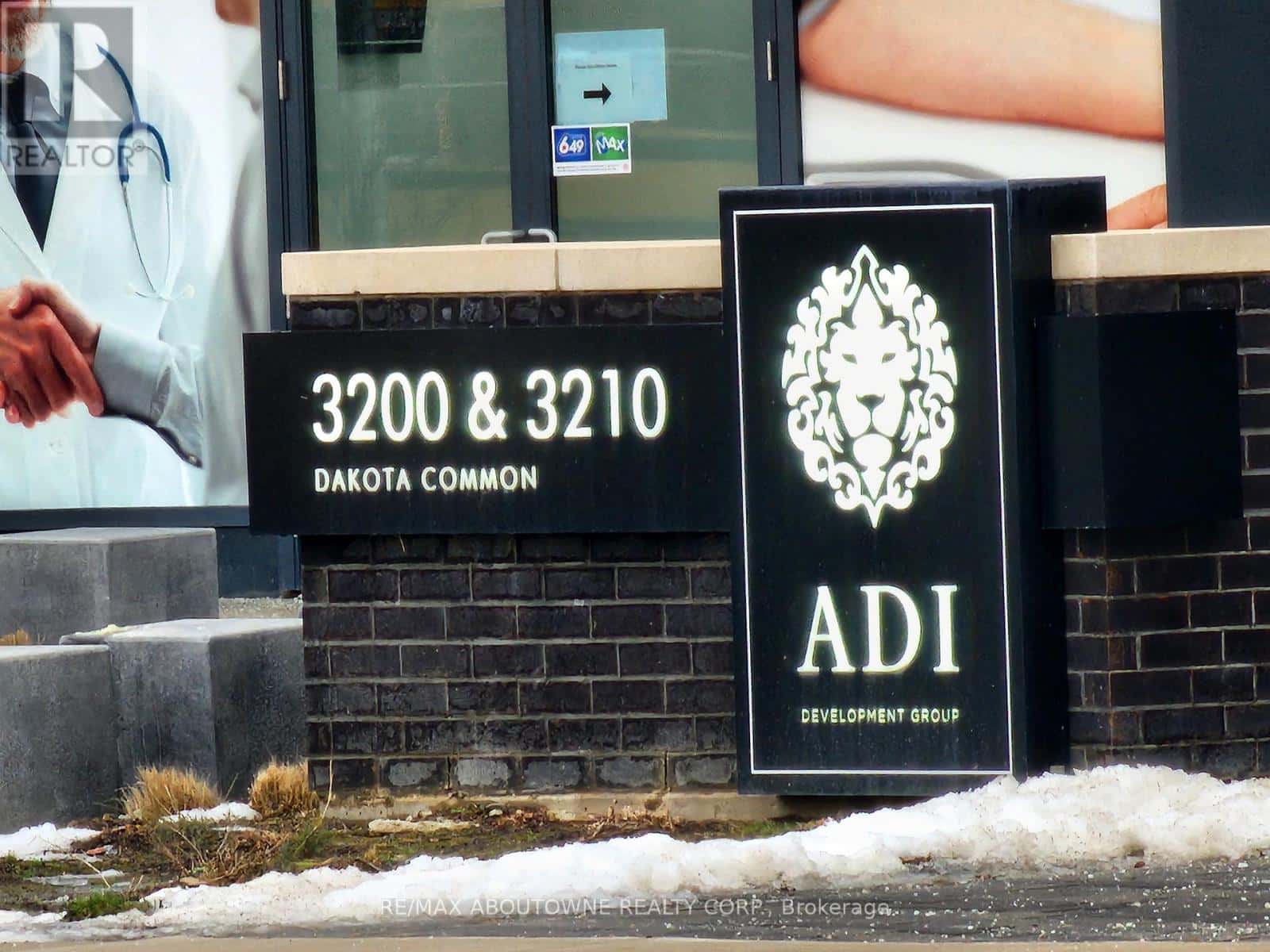 Burlington (Alton) — Burlington (Alton) - Photo 3 of 35