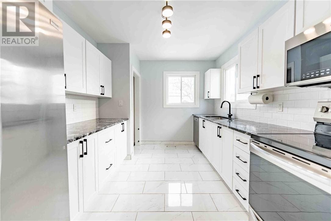 Sudbury — Sudbury - Main photo