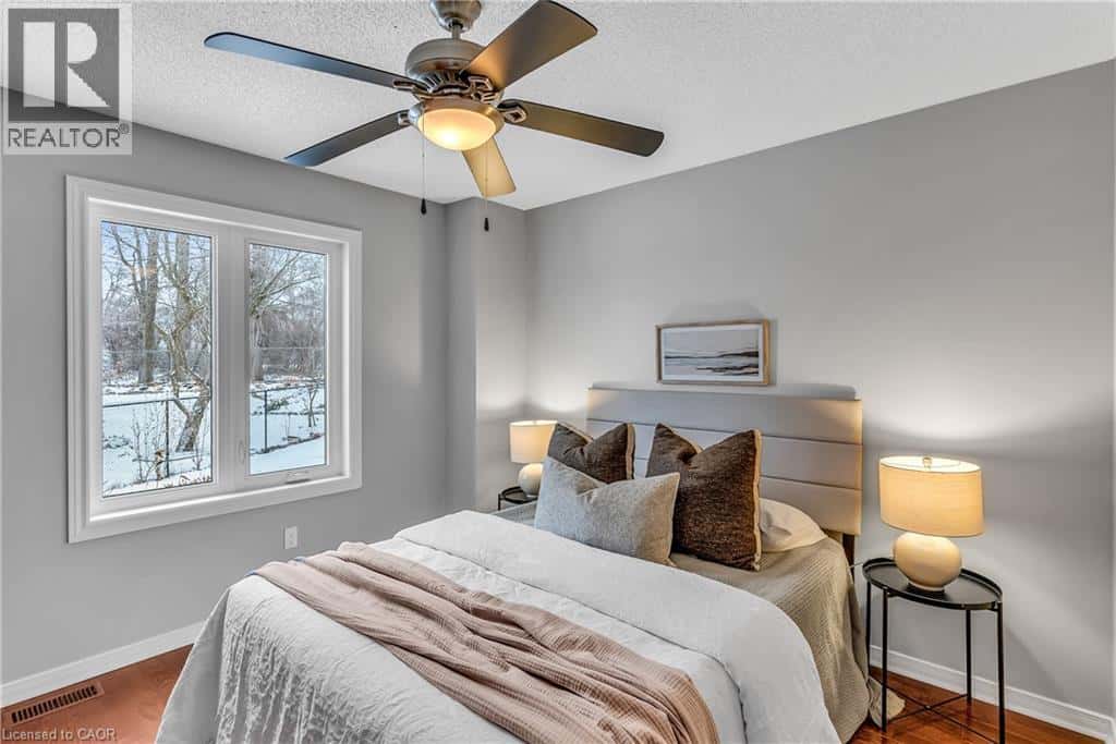 Cambridge — Cambridge - Photo 3 of 48