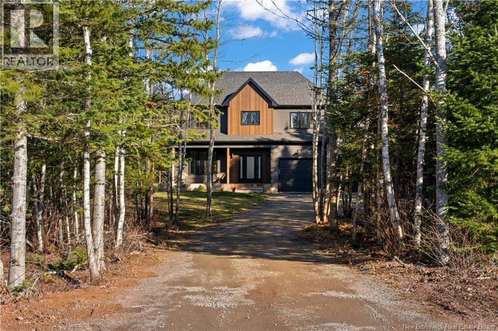 Moncton — Moncton - Photo 2 of 43