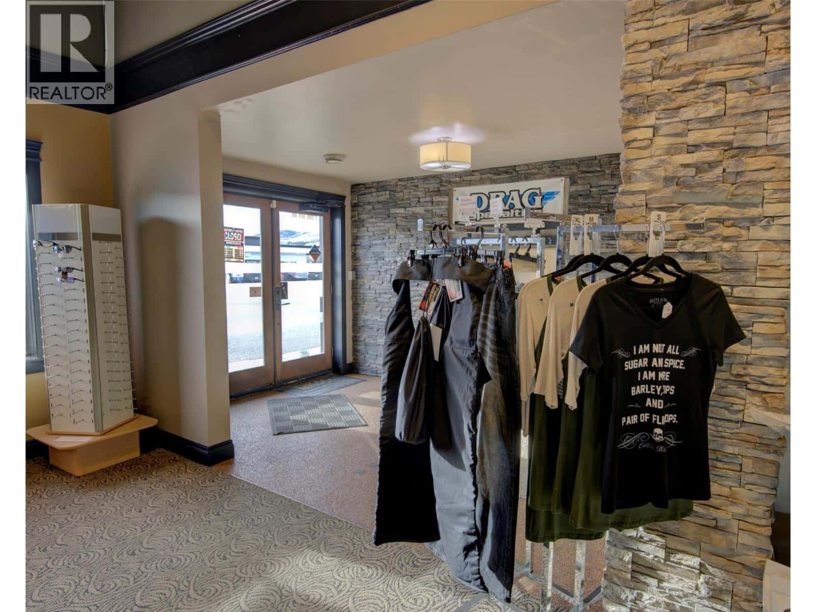 2203 18 Avenue — Vernon - Photo 5 of 48