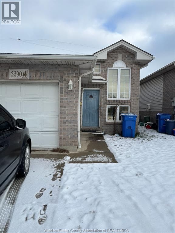 Windsor — Windsor - Main photo