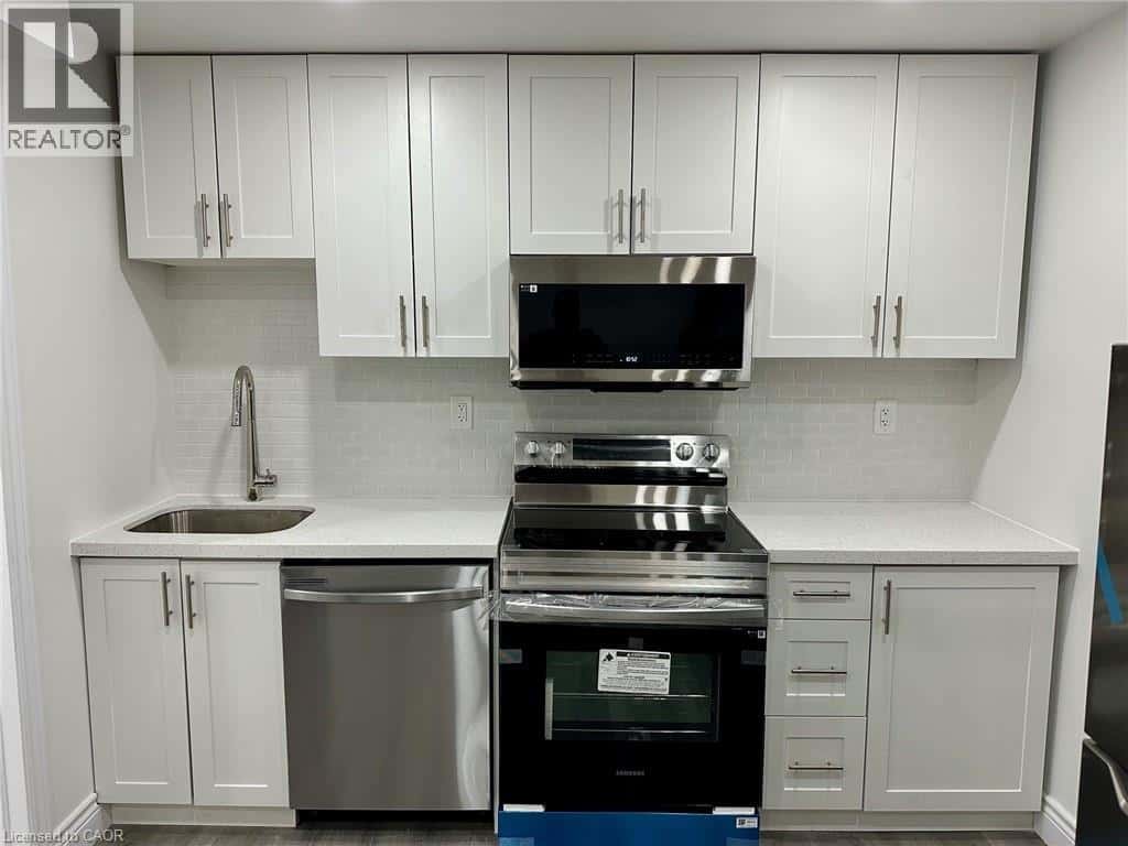 21 THAMES Way Unit# Lower — Mount Hope - Photo 4 of 8