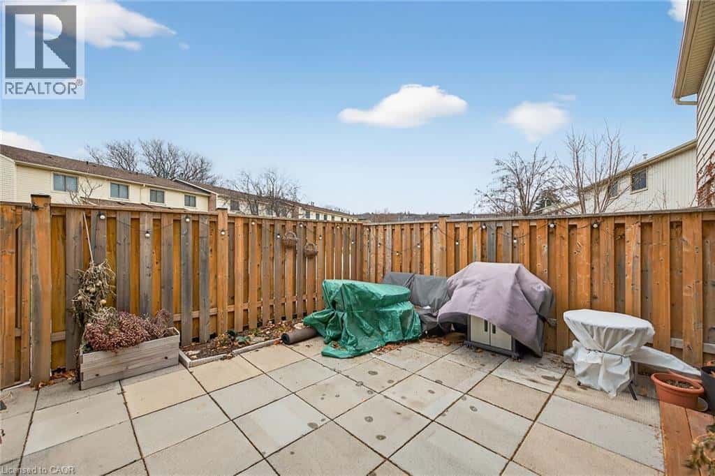 Stoney Creek — Stoney Creek - Photo 4 of 50