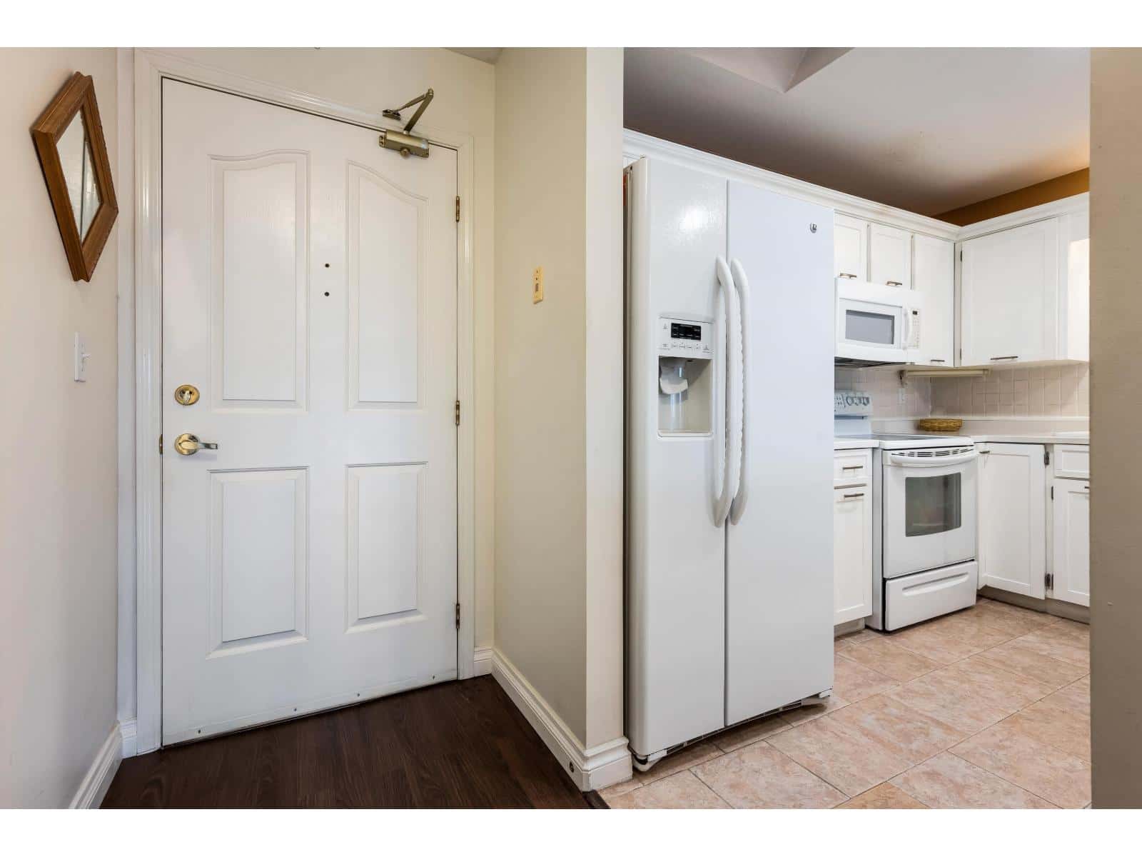 Chilliwack — Chilliwack - Photo 3 of 37