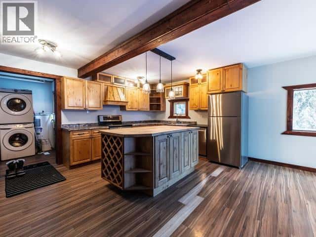 Whitehorse South — Whitehorse South - Photo 4 of 21