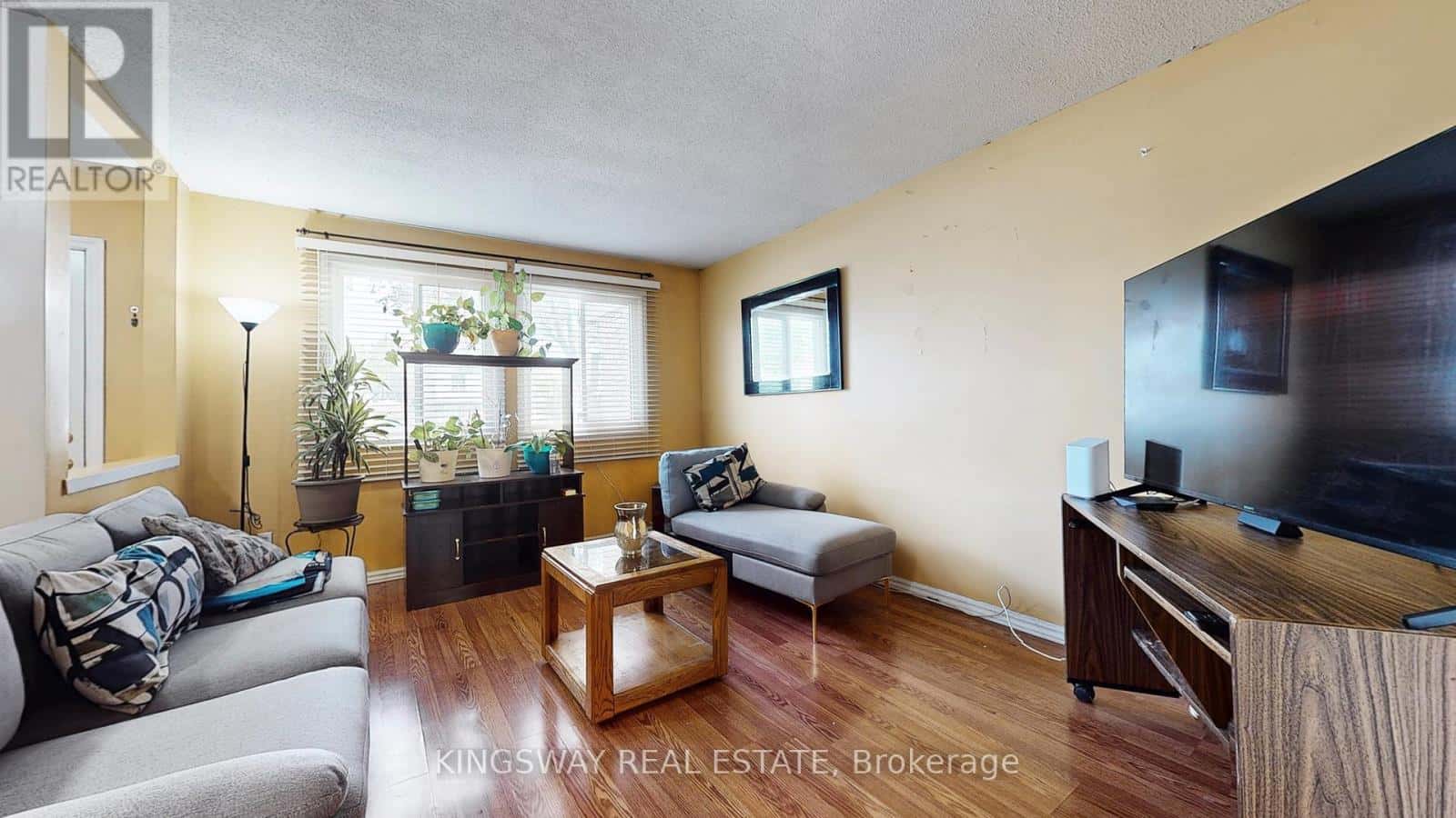 Brampton (Madoc) — Brampton (Madoc) - Photo 5 of 22